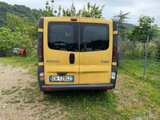 usato RENAULT Trafic