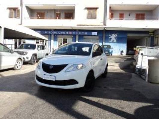 usato LANCIA Ypsilon