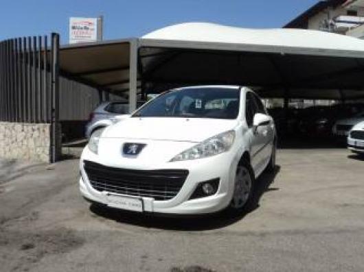 usato PEUGEOT 207