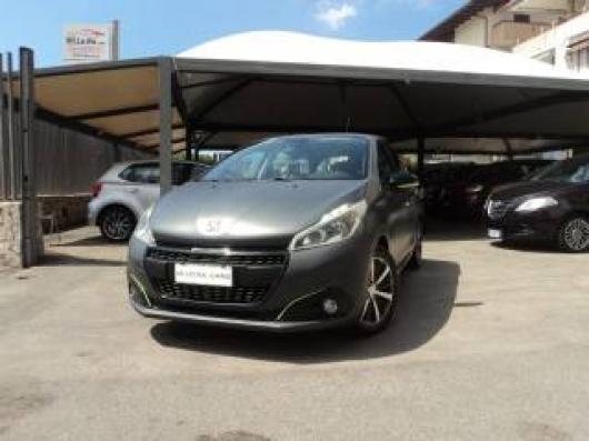 usato PEUGEOT 208