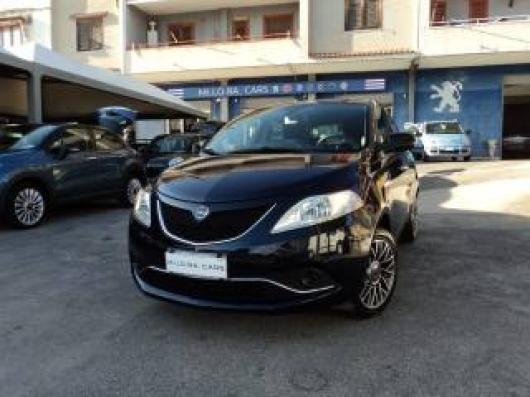 usato LANCIA Ypsilon