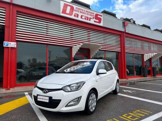 usato HYUNDAI i20