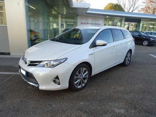 Auris