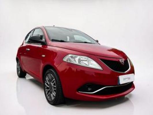 usato LANCIA Ypsilon