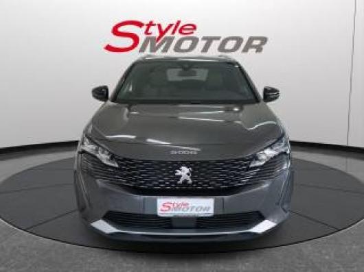 usato PEUGEOT 5008