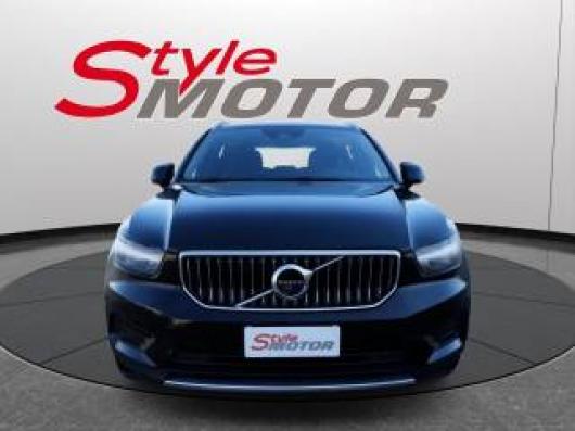 usato VOLVO XC40