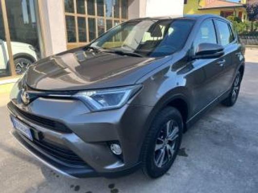 usato TOYOTA RAV 4 MY23