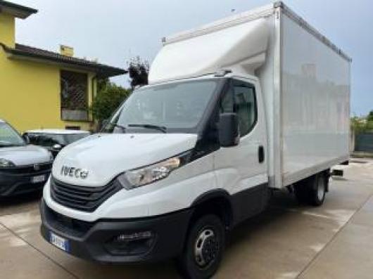 usato IVECO Daily