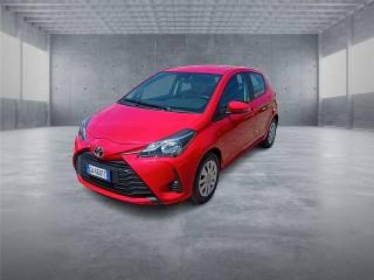 usato TOYOTA Yaris