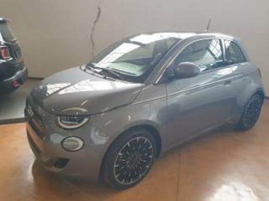 Km 0 FIAT 500