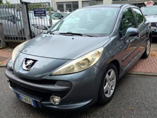 usato PEUGEOT 207