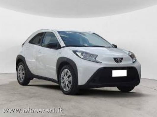 usato TOYOTA Aygo X