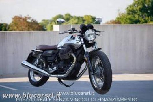 usato MOTO GUZZI V7
