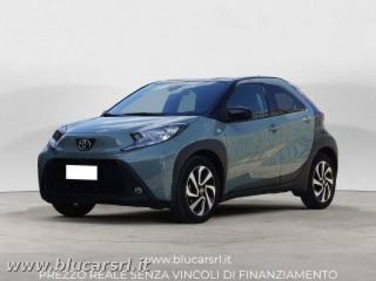 usato TOYOTA Aygo X