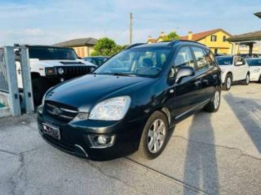 usato KIA Carens