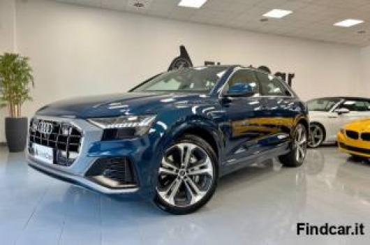 usato AUDI Q8