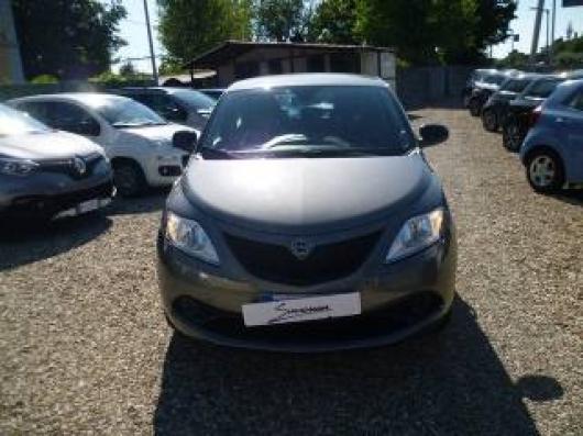 usato LANCIA Ypsilon