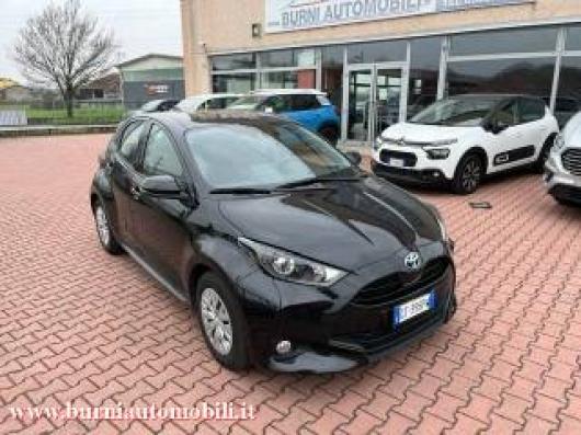 usato TOYOTA Yaris