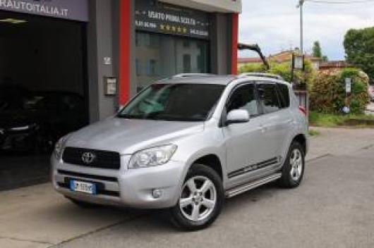 usato TOYOTA RAV 4