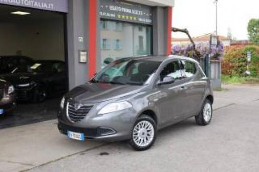 usato LANCIA Ypsilon