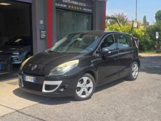 usato RENAULT Scenic