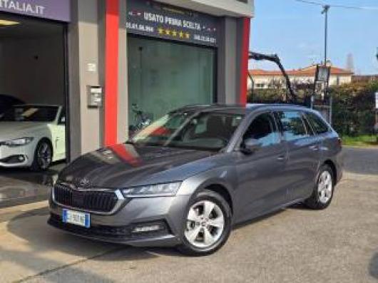 usato SKODA Octavia