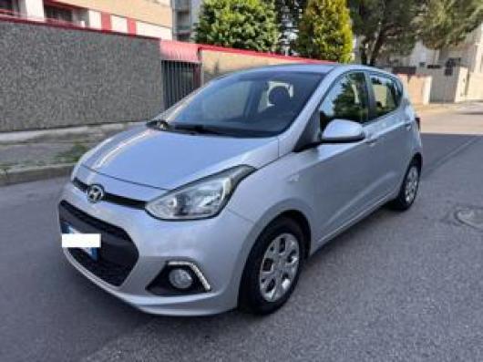 i10