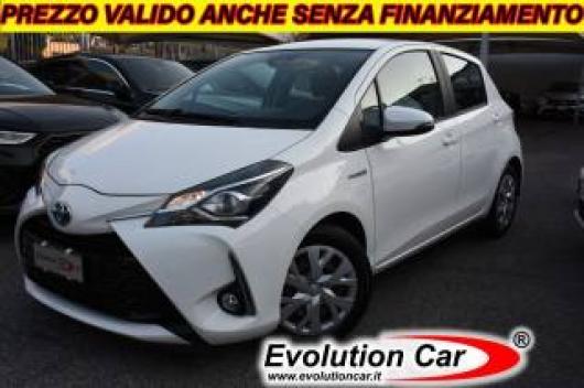 usato TOYOTA Yaris