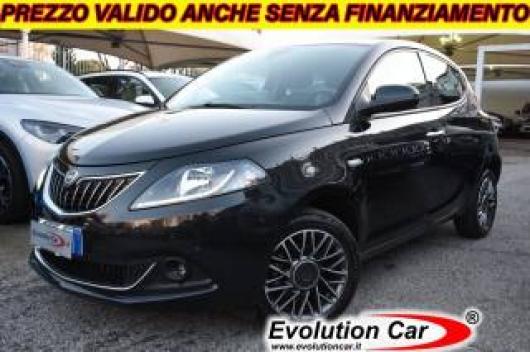 usato LANCIA Ypsilon