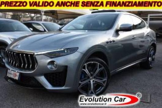 usato MASERATI Levante