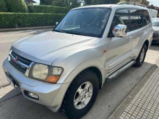 usato MITSUBISHI Pajero