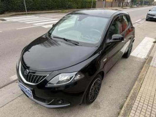 usato LANCIA Ypsilon