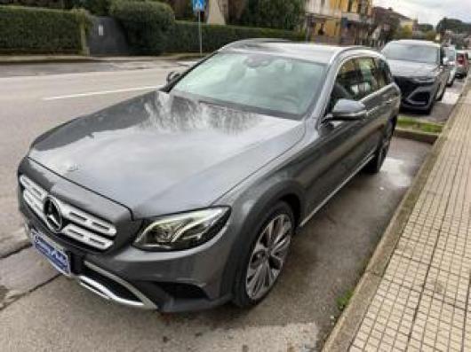 E 220