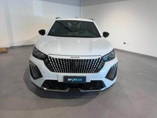usato PEUGEOT 2008