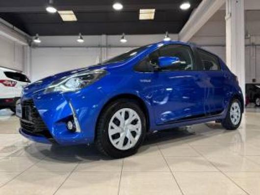 usato TOYOTA Yaris