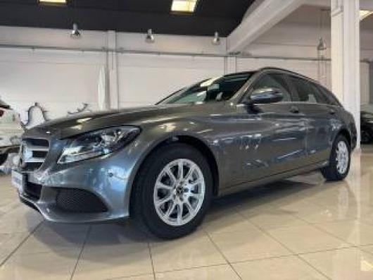 usato MERCEDES C 200