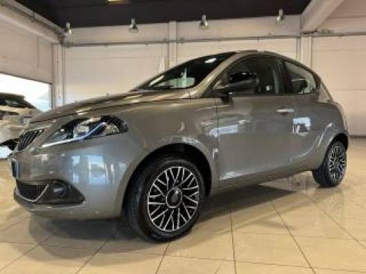 usato LANCIA Ypsilon
