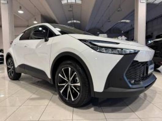 usato TOYOTA C HR
