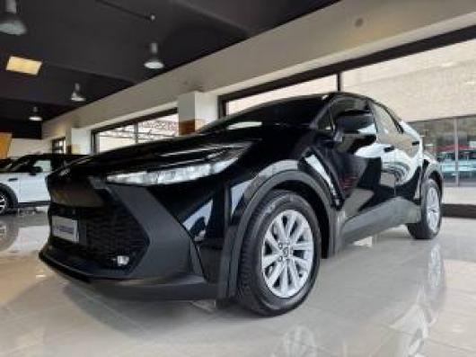 usato TOYOTA C HR