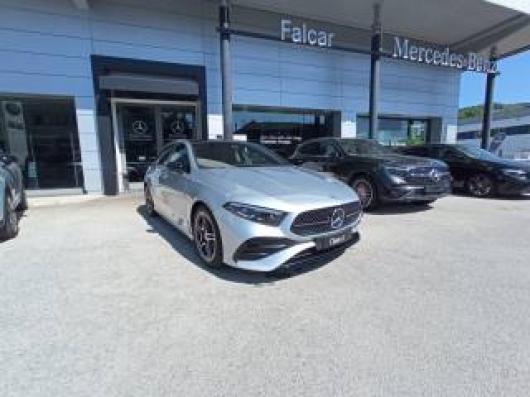 nuovo MERCEDES A 180