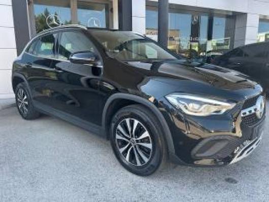 usato MERCEDES GLA 200