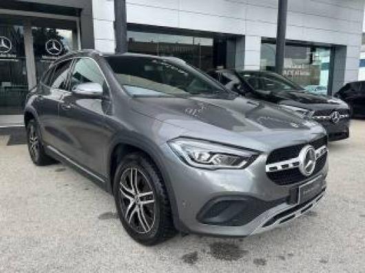 usato MERCEDES GLA 200