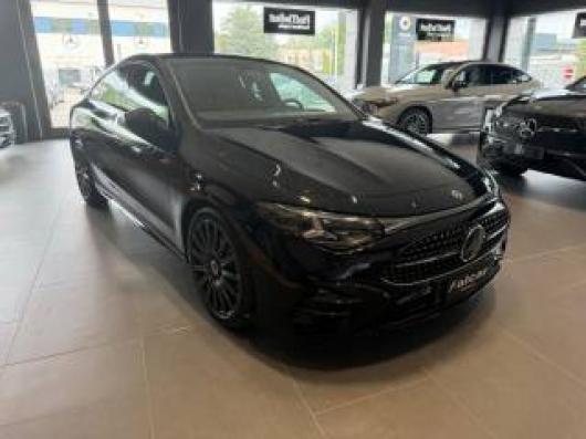 nuovo MERCEDES CLA 200