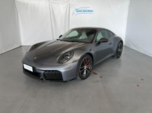 911