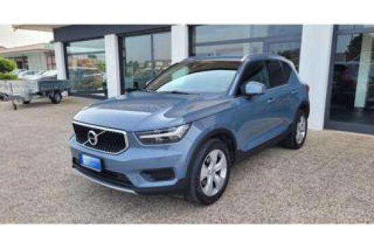 usato VOLVO XC40