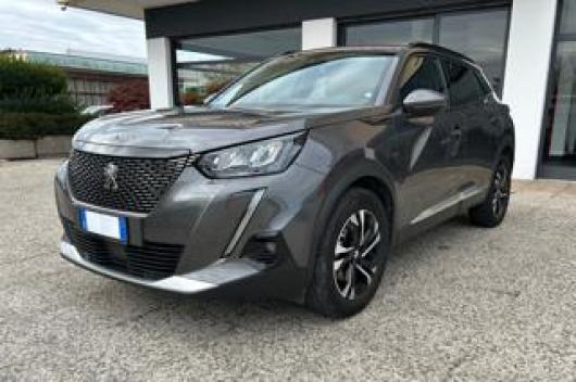 usato PEUGEOT 2008
