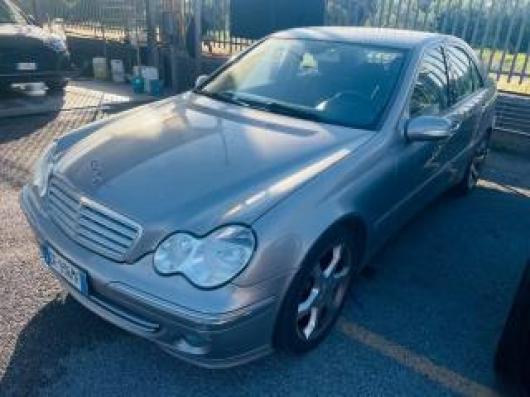usato MERCEDES C 220