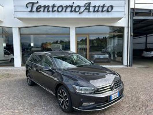 usato VOLKSWAGEN Passat Variant
