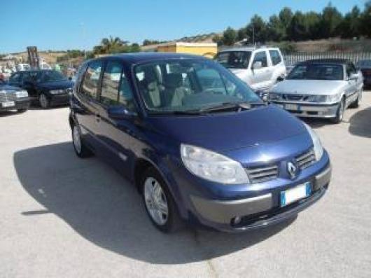 usato RENAULT Grand Scenic