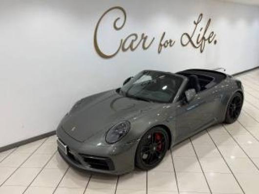 992